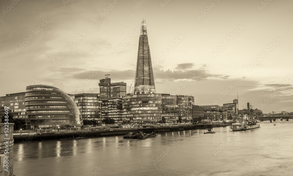 Black and white panoramic view of London, UK