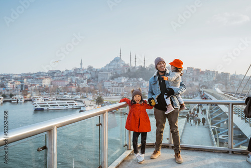 Canvas Print father and daughter travel to turkey