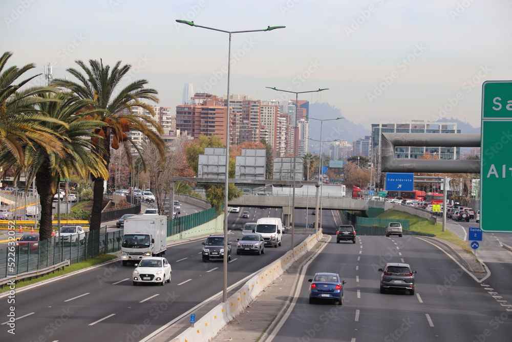 Obraz premium Kennedy Expressway in Santiago, Chile