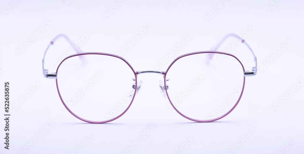 Fototapeta premium glasses on white background