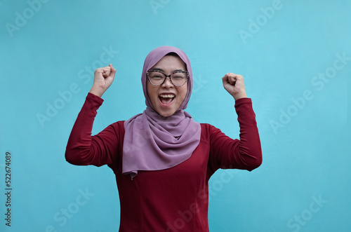 hari kemerdekaan 17 agustus 1945 : a girl is excited to celebrate indonesian independence day