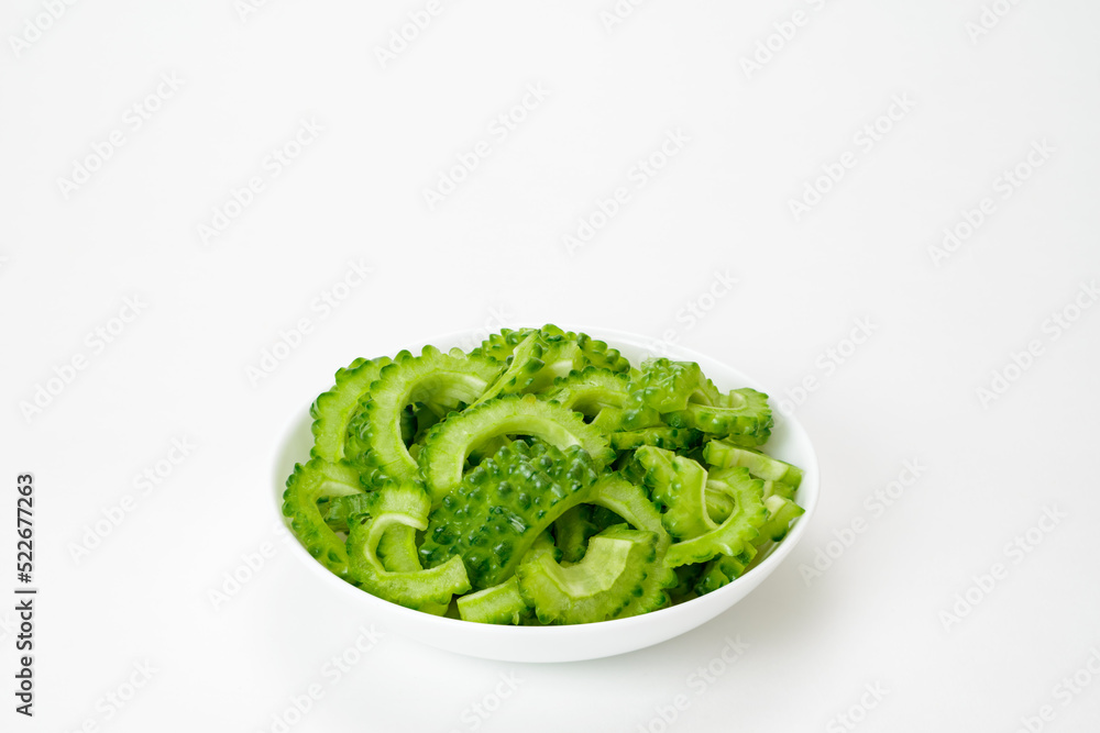 夏野菜のゴーヤ 夏に美味しいゴーヤと下ごしらえ 夏野菜のゴーヤ 夏に美味しいゴーヤと下ごしらえ