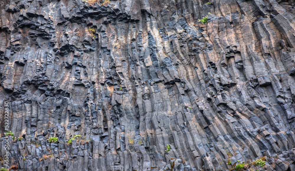 Fototapeta premium Amazing volcanic rock formations - Reynisdrangar rock formations and black beach - Vik, Iceland
