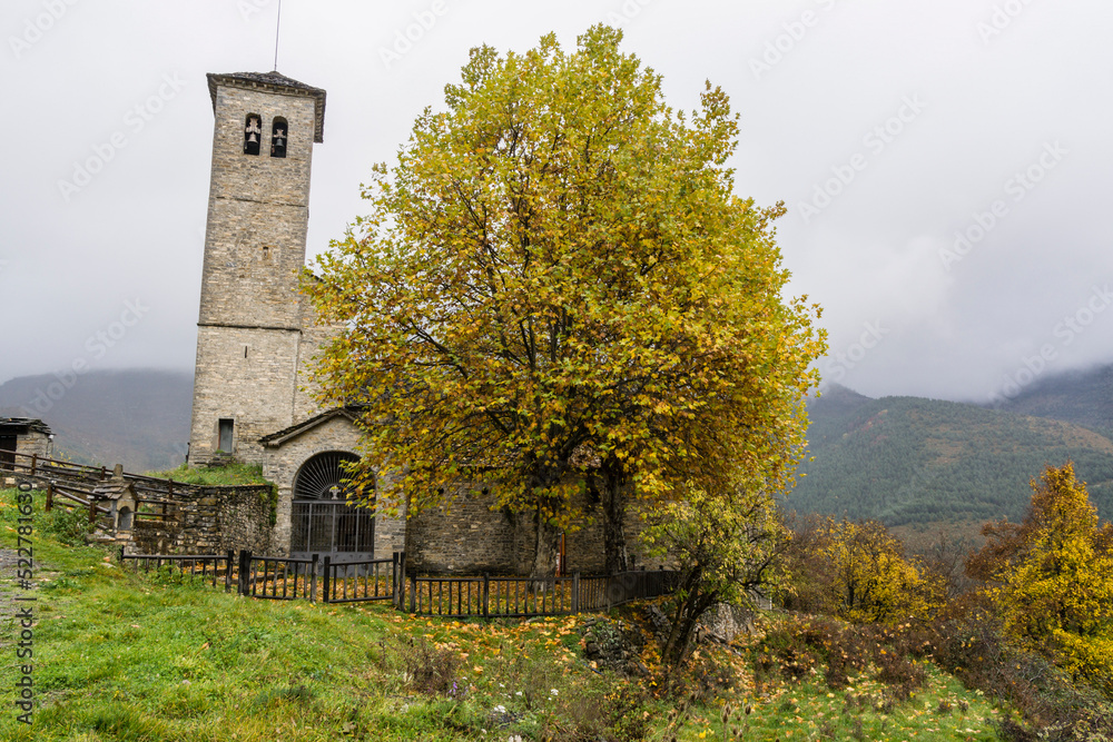 iglesia de los tres Santos Reyes, Fanlo, Provincia de Huesca, Comunidad Autónoma de Aragón, cordillera de los Pirineos, Spain, europe