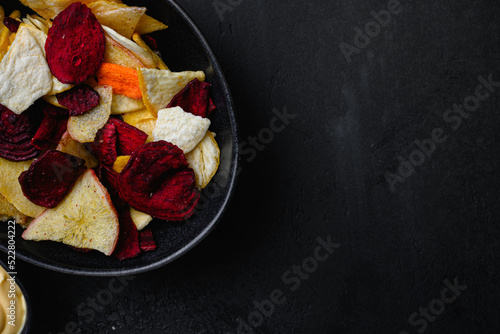 Betroot vegetable chips photo