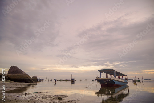 Tanjung Kelayang beach, Belitung island © Ara Creative