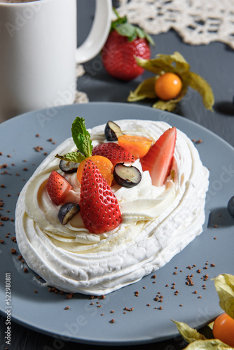 Fototapeta Naklejka Na Ścianę i Meble -  meringue dessert 