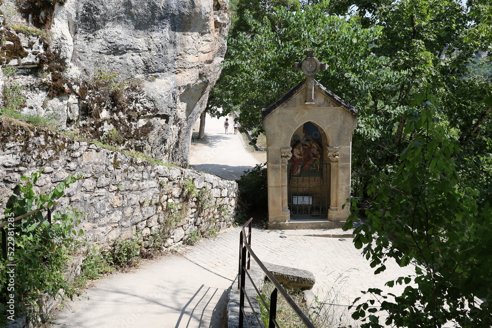 Le Chemin De Croix Village De Rocamadour D partement Du Lot France le-chemin-de-croix-village-de-rocamadour-d-partement-du-lot-france