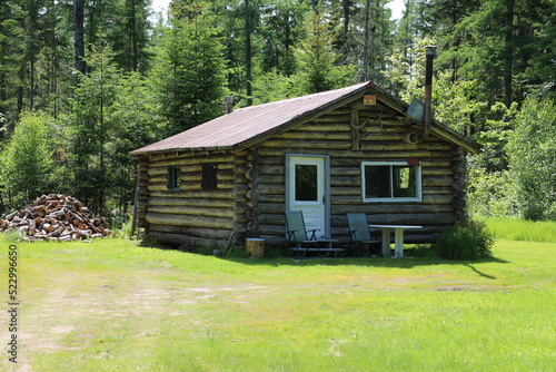 round wood chalet