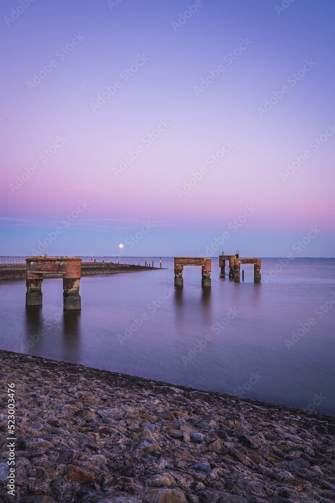 Obraz premium Sunset Fähranleger Eckwarderhörne