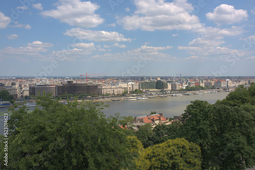 Obraz na płótnie Budapest river view w salonie