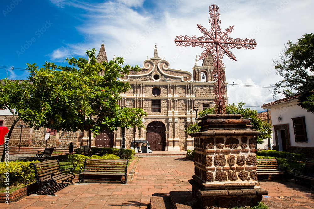 Fototapeta premium Historical Santa Barbara church built in 1726 at the beautiful colonial town of Santa Fe de Antioquia in Colombia