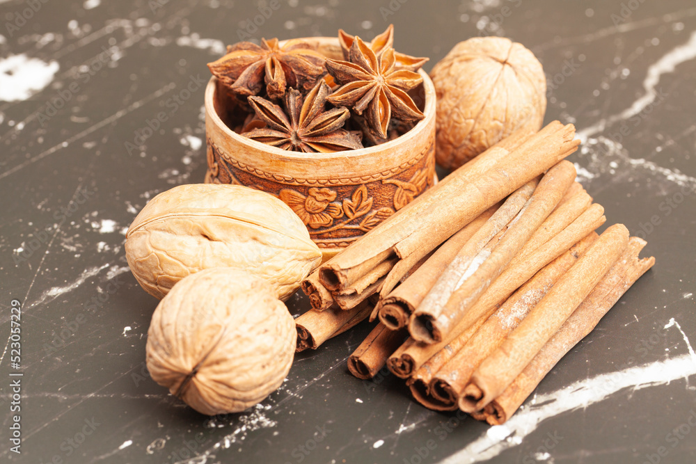 Cinnamon sticks and anise star