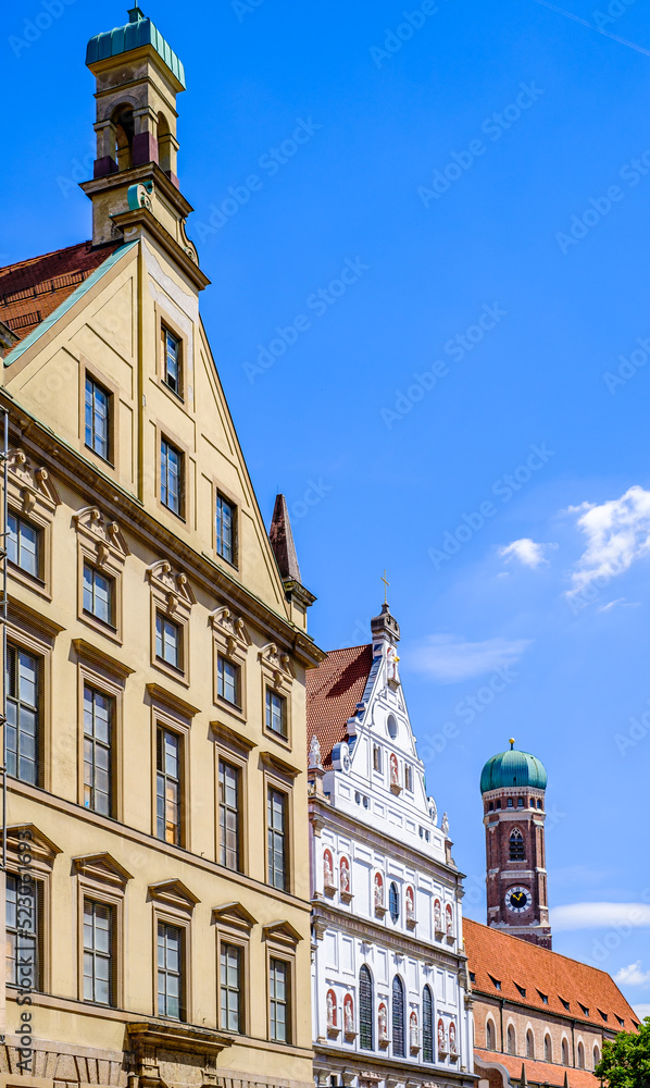 Obraz premium famous munich cathedral