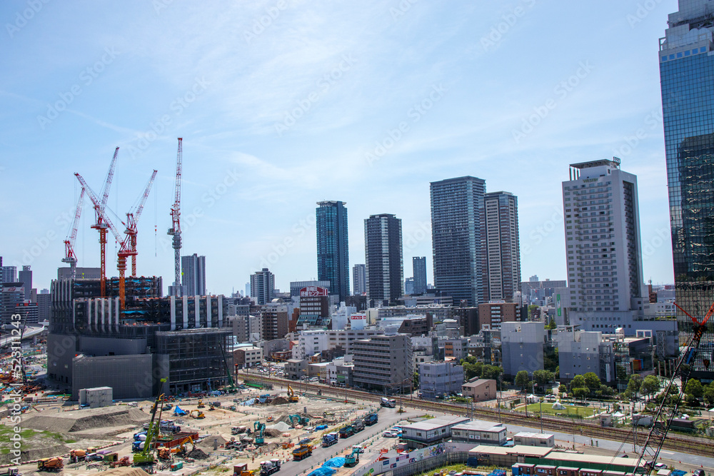 Naklejka premium 大阪梅田の建築現場