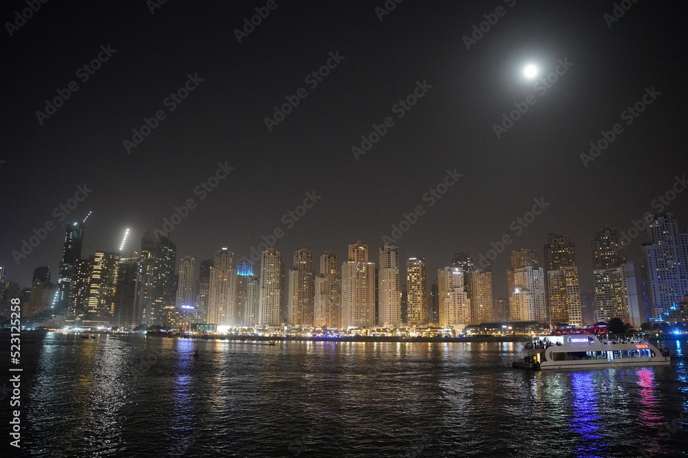 Fototapeta premium marina or beach view dubai night