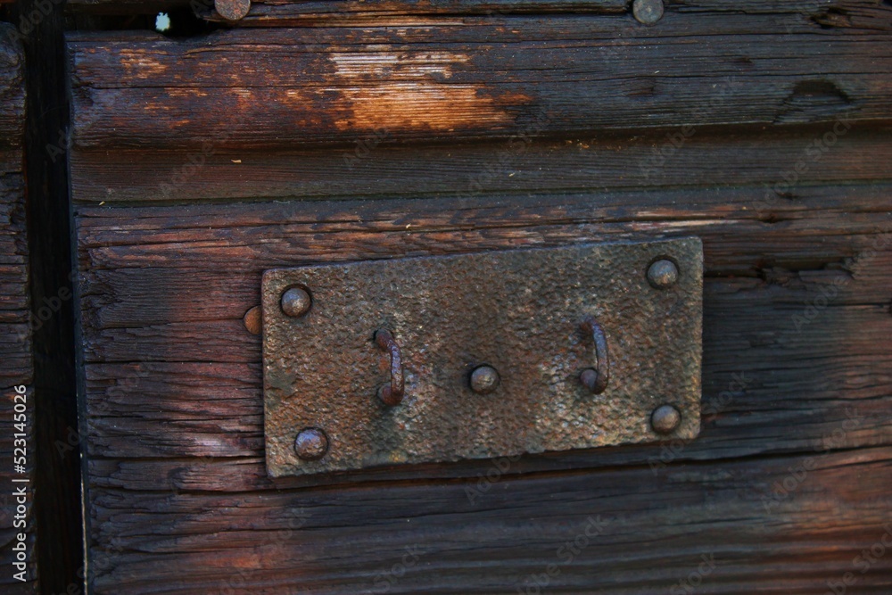 Porta di legno