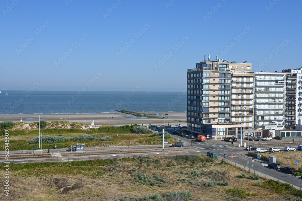 Fototapeta premium Belgique Mer du Nord ocean tourisme côte littoral Middelkerke immobilier