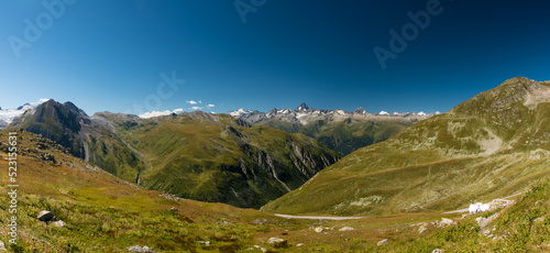 Letnia alpejska panorama © Adam Kraszewski