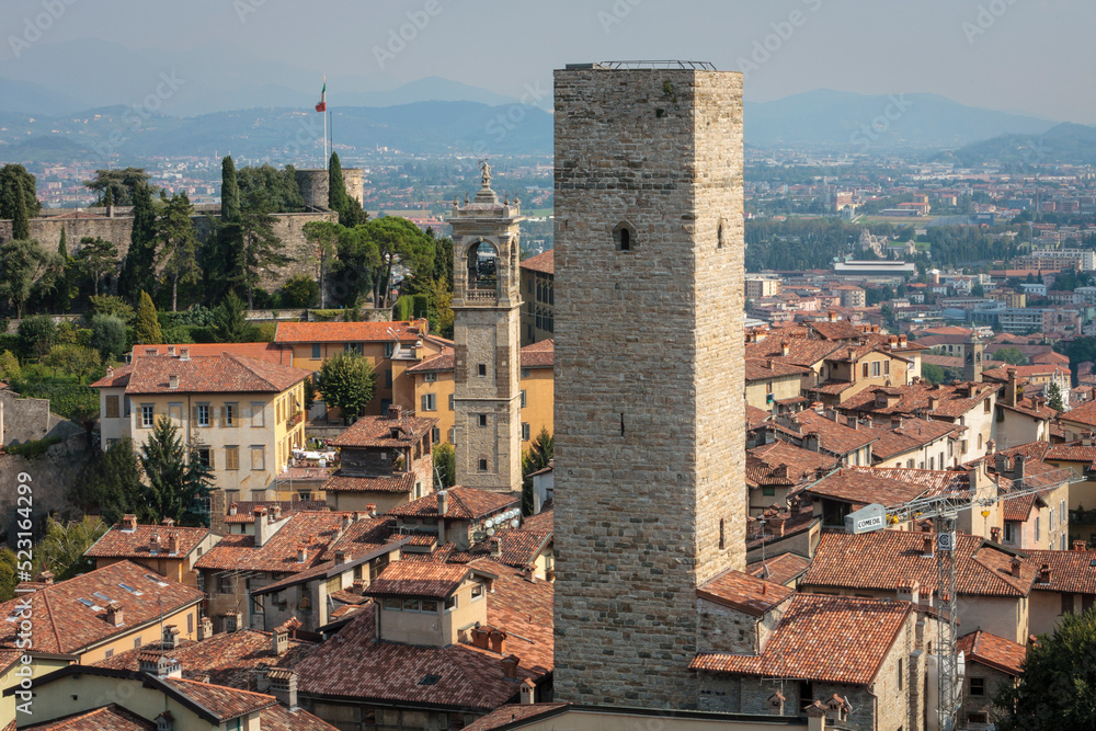 Bergamo Alta. Panorama dall' alto con la Torre del Gombito