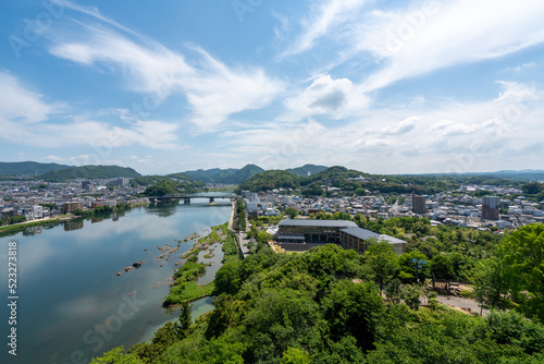 犬山城から見る木曽川と犬山、各務原の風景 © jyapa
