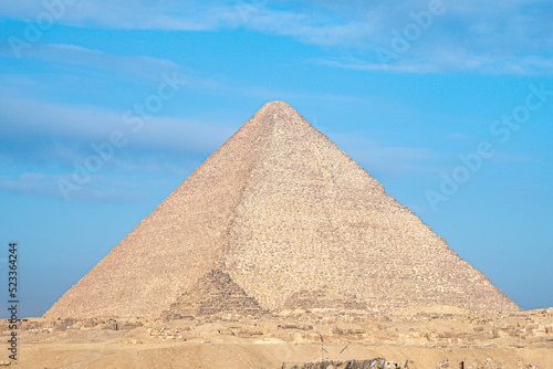 Giza Plateau  Great Pyramid  Pyramid of Khafre  Menkaure  Sphinx  Egypt