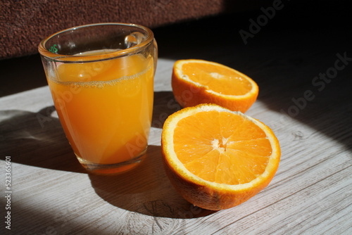 orange juice and oranges