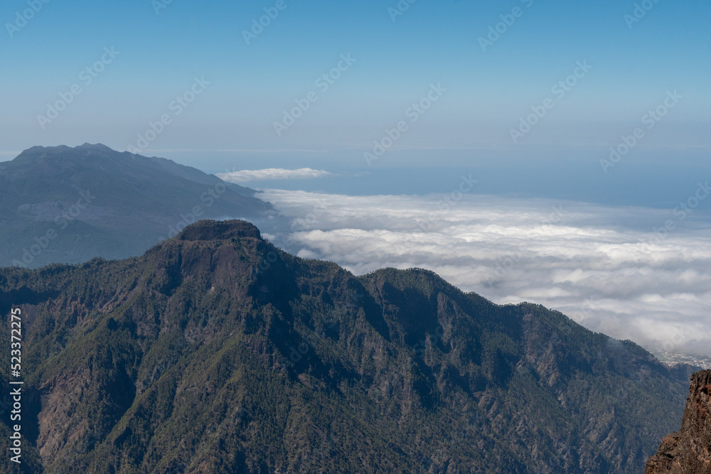 Vistas desde la cima Roque de los muchahos, Islas canarias, La Palma 