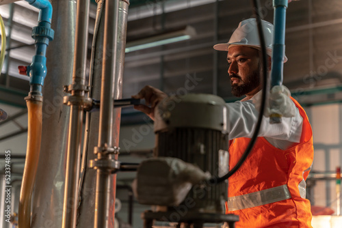 Photography Electrical Mechanical Electronic Plant Engineer Indians in charge of monitoring