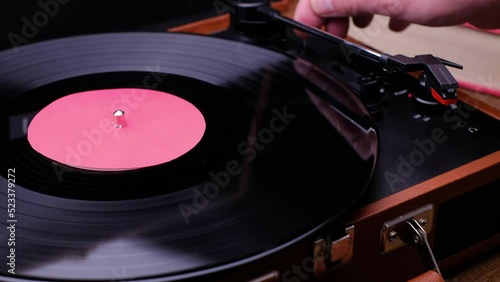 Turn on the vinyl record, dark background. Turn on the music