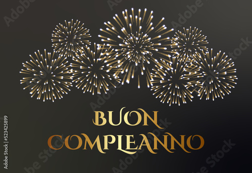 carta o banner per buon compleanno in oro con dietro un fuoco d'artificio di colore oro su uno sfondo sfumato nero e grigio