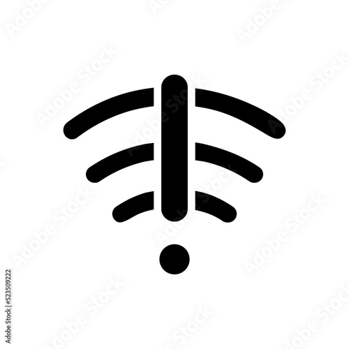 No internet connection black glyph icon. Check router and modem. Wireless network error. Failed to connect. Silhouette symbol on white space. Solid pictogram. Vector isolated illustration