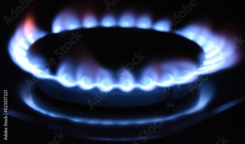 Blau lodernde Gasflamme
 photo