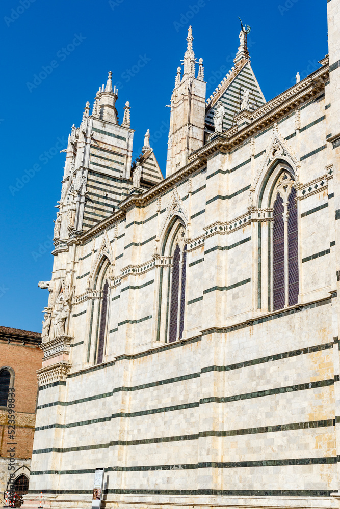 Exterior of the Siena cathedral (Duomo si Siena) in Siena, Tuscany, Italy, Europe