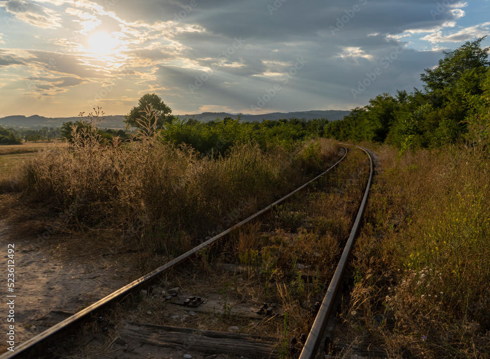 railroad tracks in the hils