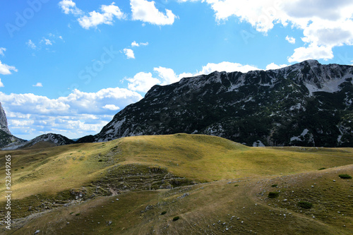 Fototapeta Naklejka Na Ścianę i Meble -  mountain landscape with sky