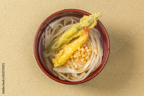 天ぷらうどん Tempura in Udon noodle soup japanese food