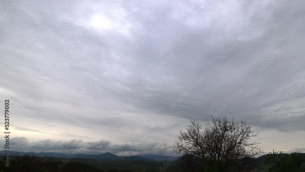 Amazing Time-Lapse Of Comming Stormy Clouds Amazing Time-Lapse Of Comming Stormy Clouds