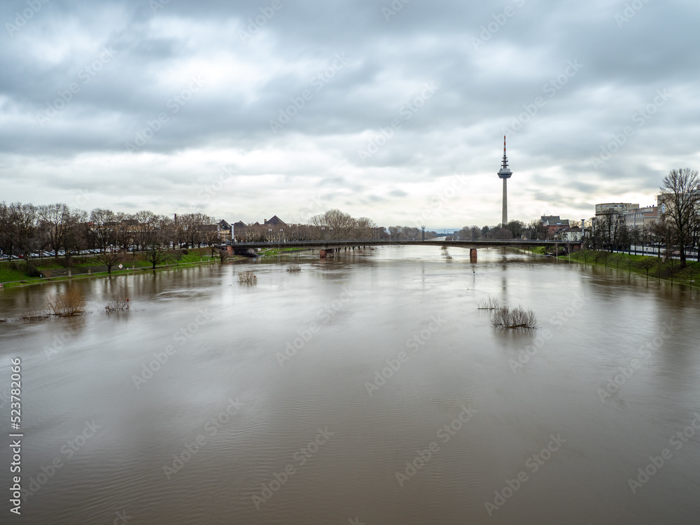 Mannheim Collini Center, Hochwasser Fernmeldeturm 