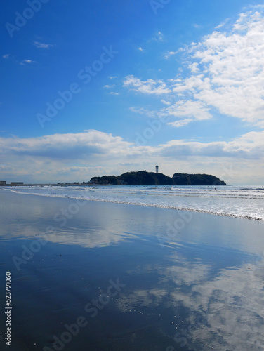 日本、神奈川県、藤沢市、冬、晴れた日の江ノ島