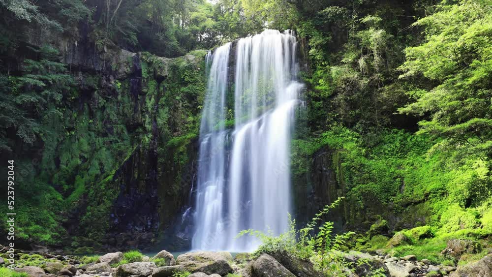 夏の桜滝 タイムラプス 大分県日田市 Sakuradaki Falls in summer. Time lapse. Ooita-ken Hita city. 夏の桜滝 タイムラプス 大分県日田市 Sakuradaki Falls in summer. Time lapse. Ooita-ken Hita city.