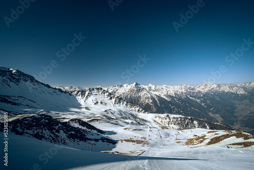 winter mountain landscape © Hannes