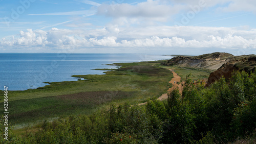 Naturschutzgebiet Morsum Kliff auf Sylt im Sommer wolkenlos HD Format