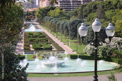 Parque grande de Zaragoza photo