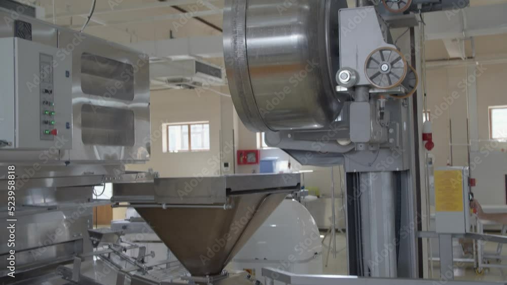 Big dough machine for mixing, cutting and rolling dough Big dough machine for mixing, cutting and rolling dough