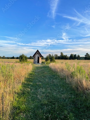 house on the trail 