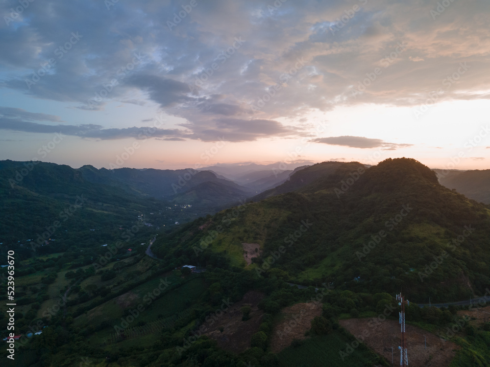 Obraz premium sunrise over the mountains
