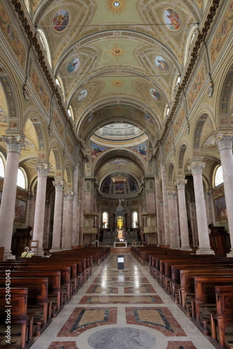 basilica di magenta, italia, basilica of magenta, italy © picture10