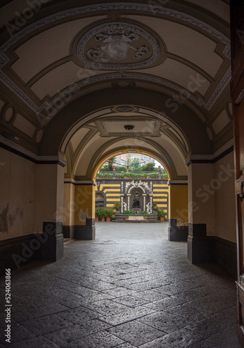 characteristic internal courtyard of the house in Aversa © ciroorabona