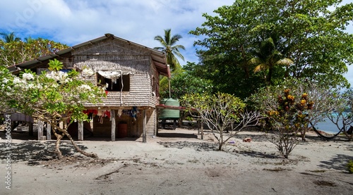 Tableau sur toile House Raised on Stilts over a Beach Near Gizo in the Western Province of the Solomon Islands